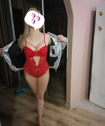 Алина, 28